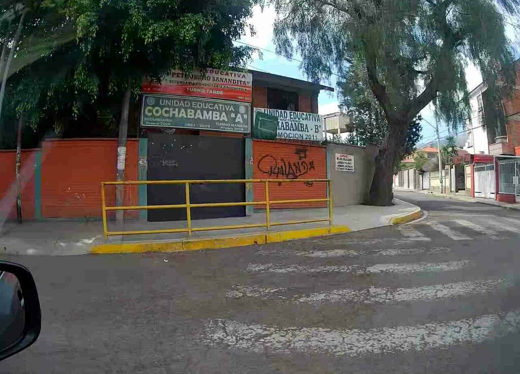 College Ue Cochabamba A, Cochabamba, photo