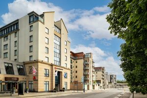 Гостиница Dreamhouse Holyrood Apartments в Эдинбурге