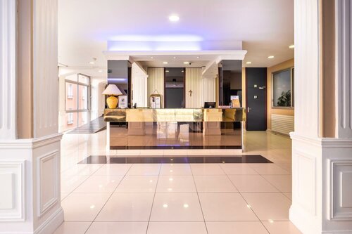 Гостиница Hôtel Estival Arriel в Лурде