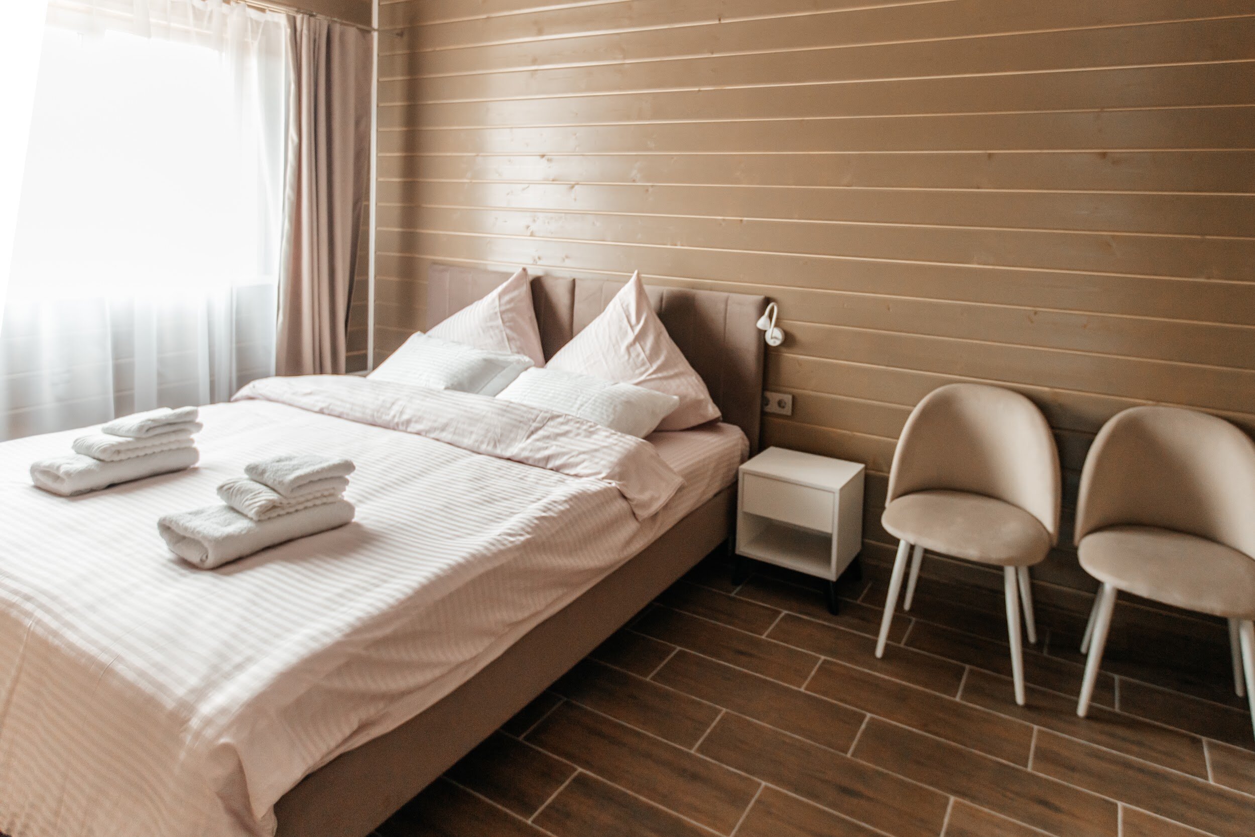 Фото Барн Вилладж