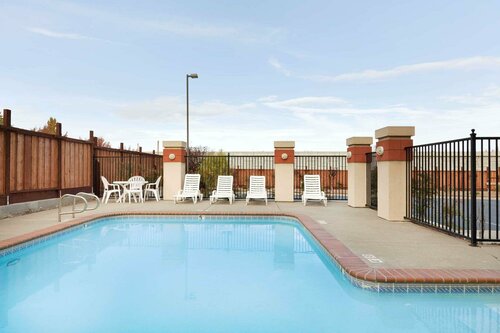 Гостиница Country Inn & Suites by Radisson, San Carlos, Ca
