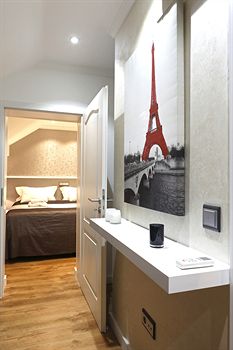 Фото The Queen Luxury Apartments - Villa Liberty