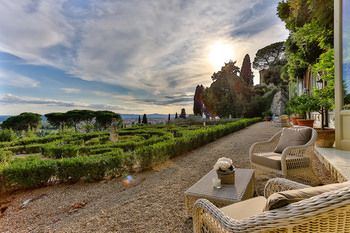 Фото Villa Le Fontanelle - Residenza d'Epoca