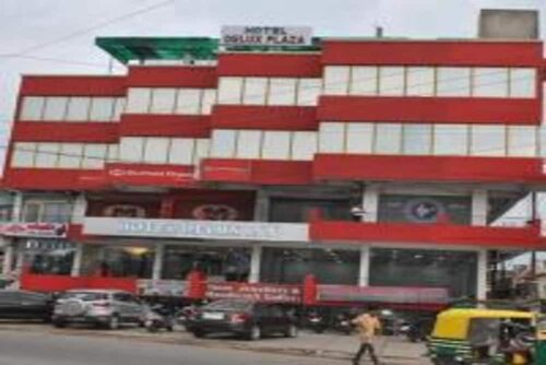 Внешний вид отеля Hotel Delux Inn в Агре, фото 1