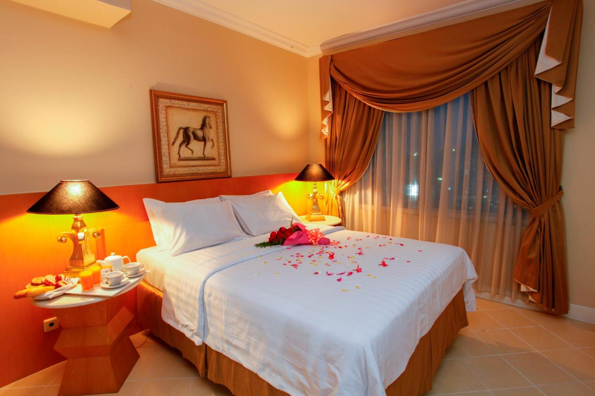 Фото Batavia Apartments, Hotel & Service Residences