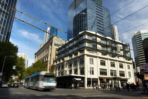 Гостиница City Edge on Elizabeth в Мельбурне
