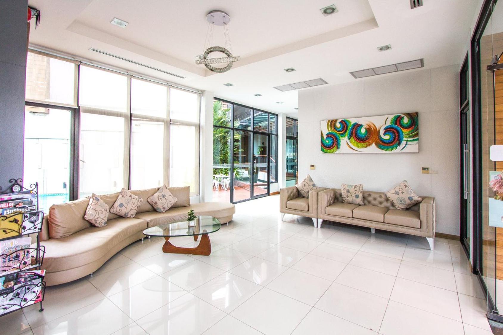 Фото Mamaison hotel