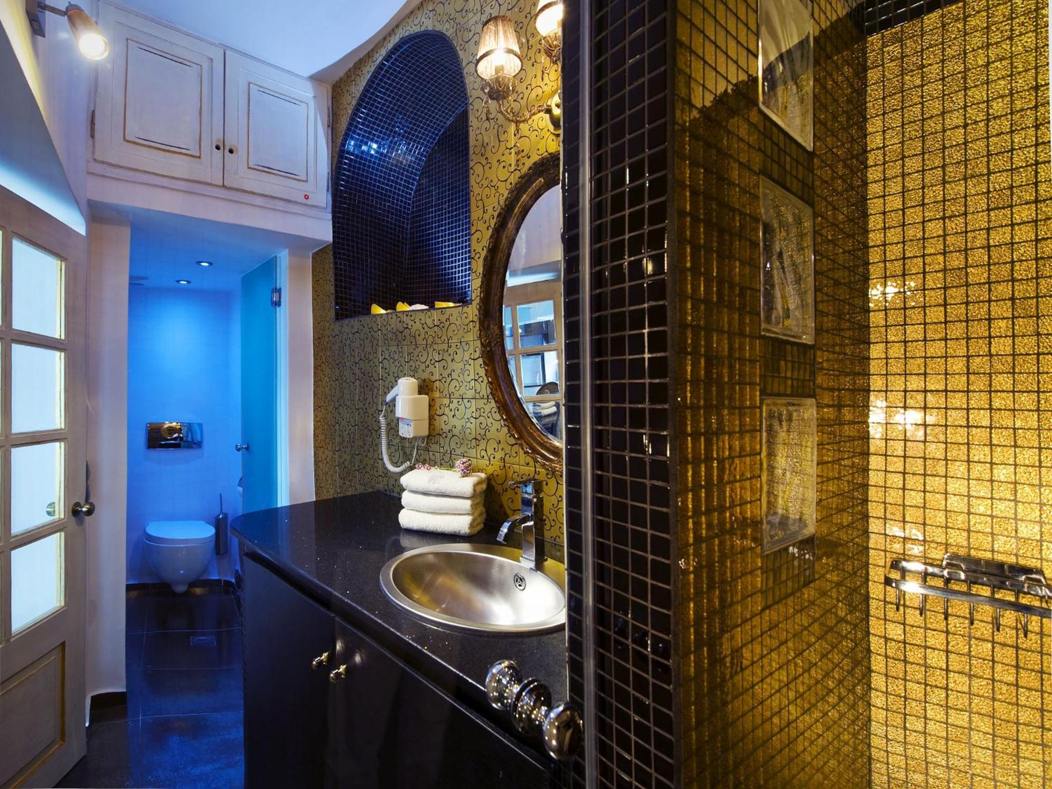 Фото Hyperion Oia Suites