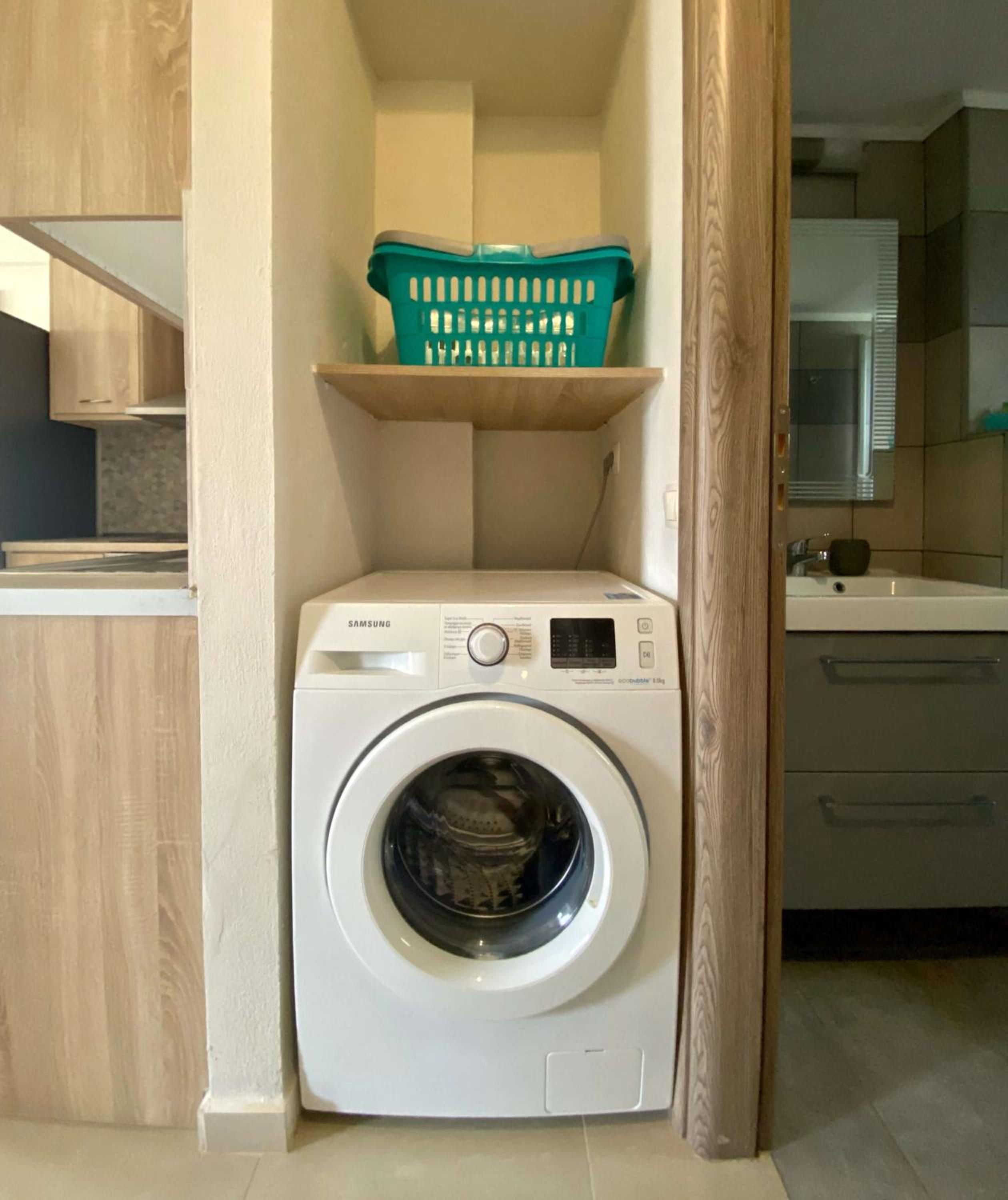 Фото Manolis Apartments