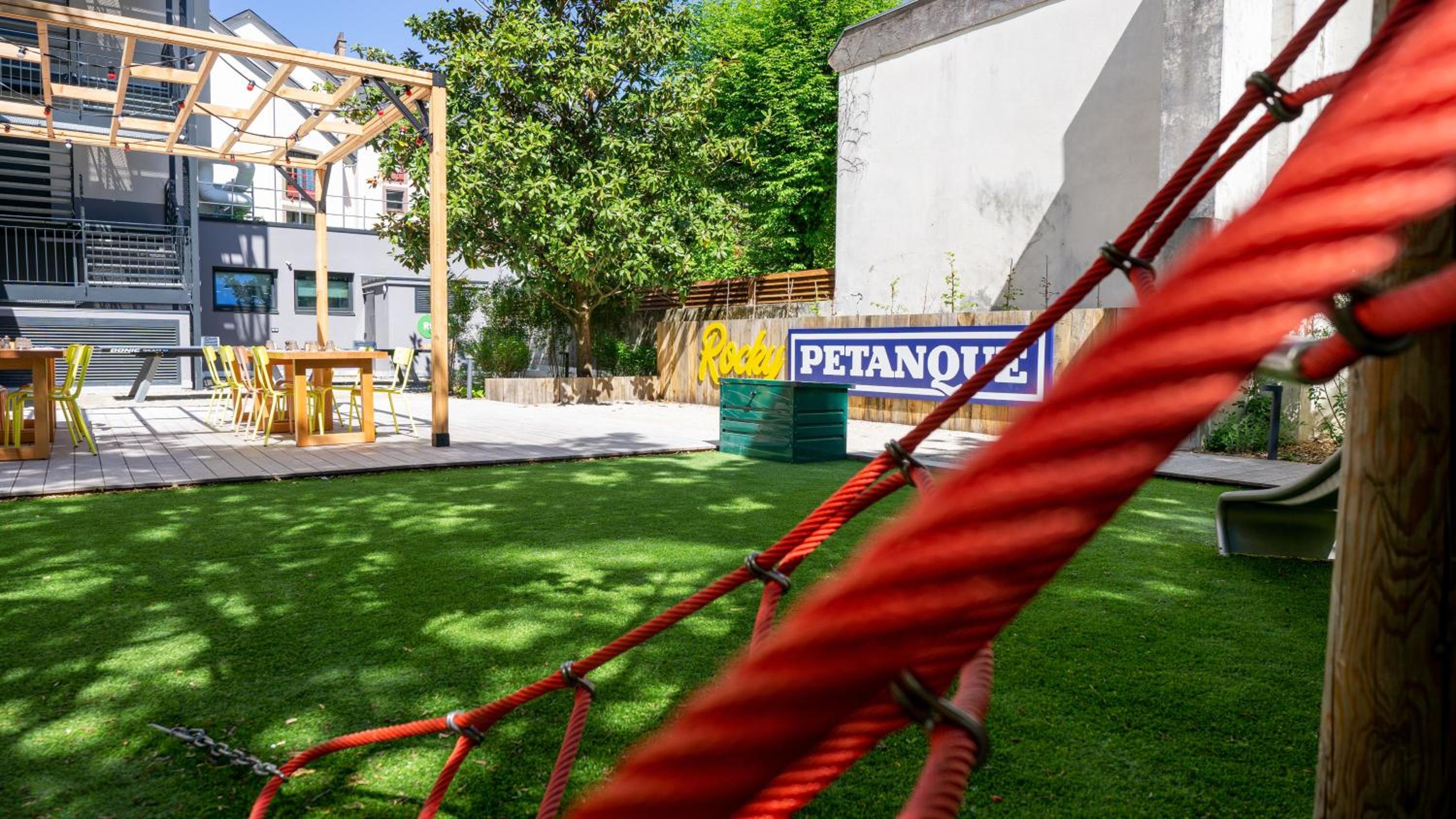 Фото Citadines City Centre Grenoble