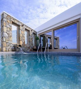 Гостиница Vrachos Suites Mykonos