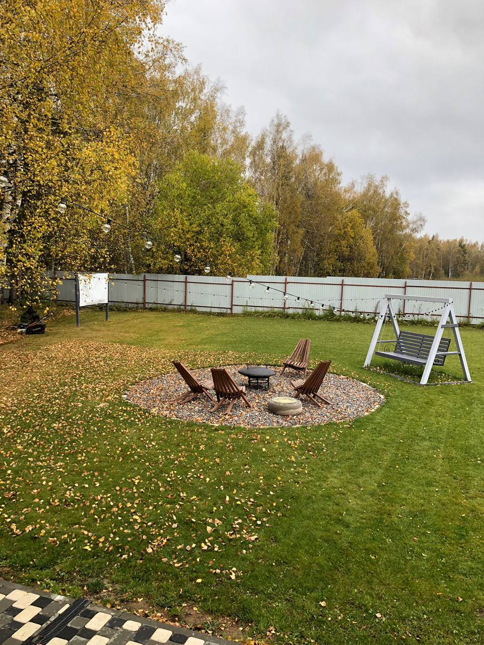 Фото Дом с березками