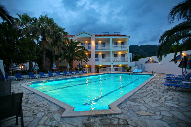 Гостиница Dolphin Hotel