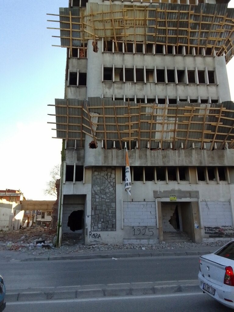 Club for children and teenagers Ibb Children and Youth Center, Izmir, photo