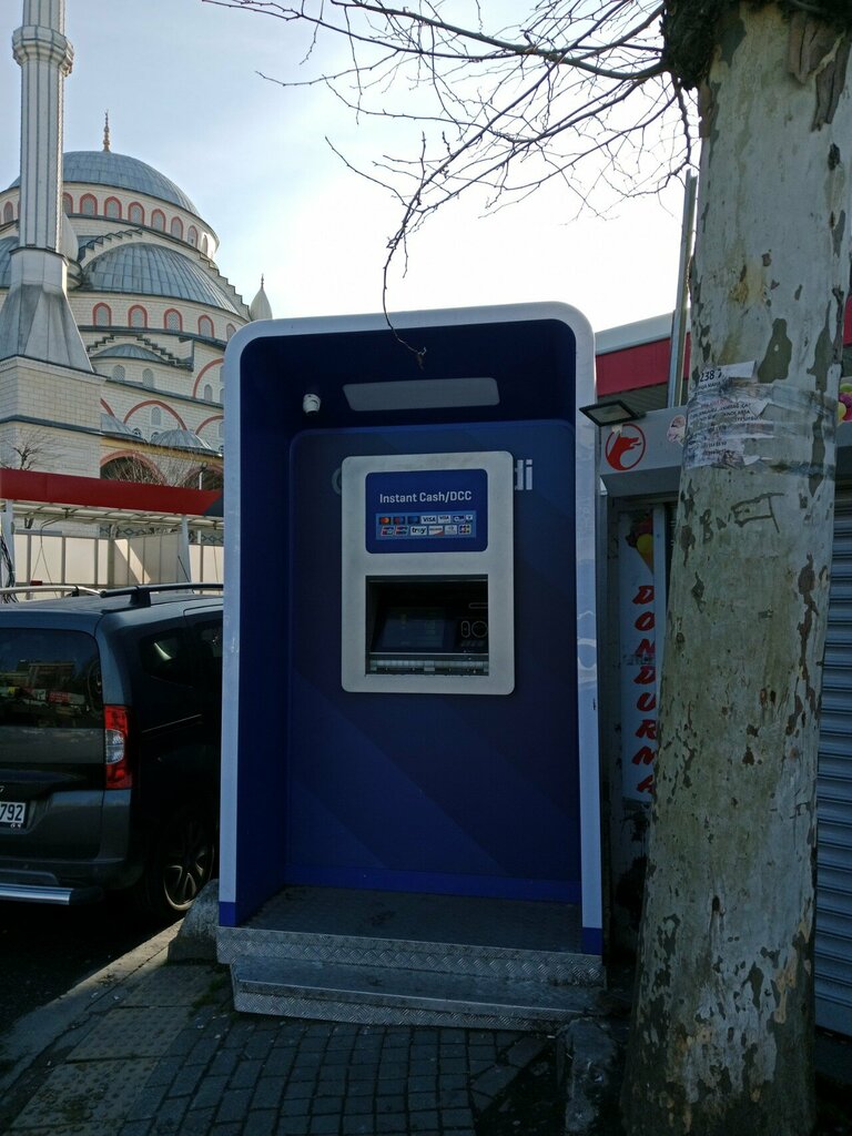 ATM Yapi Kredi, Istanbul, photo
