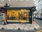 Arma Pastry Shop (İstanbul, Şişli, Baruthane Cad., 90A) ، مطعم