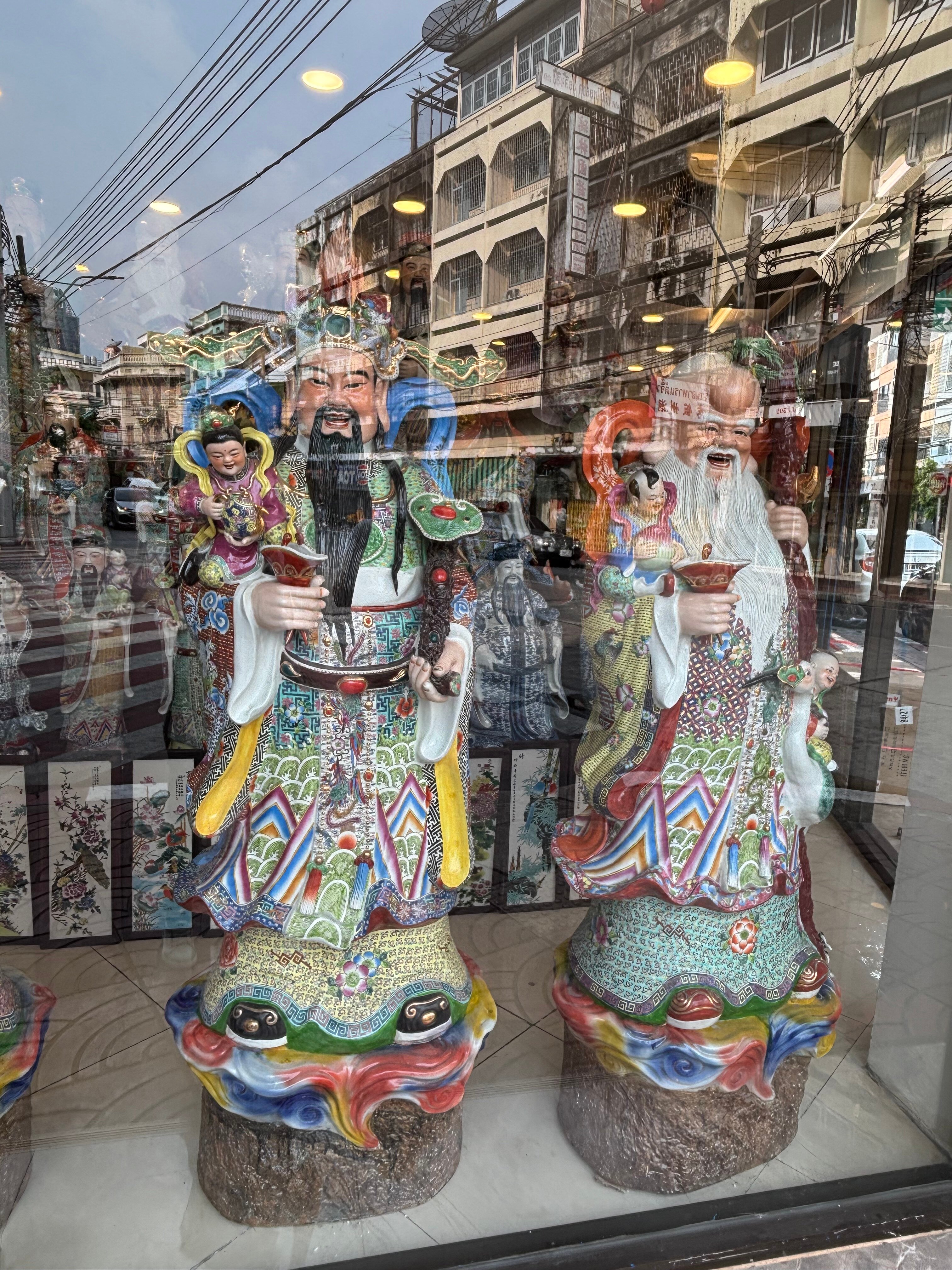 Фото W22 by Burasari