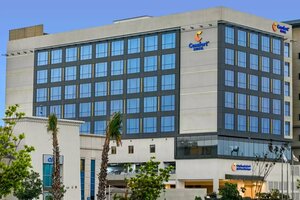 Гостиница Comfort Hotel Jeddah King Road