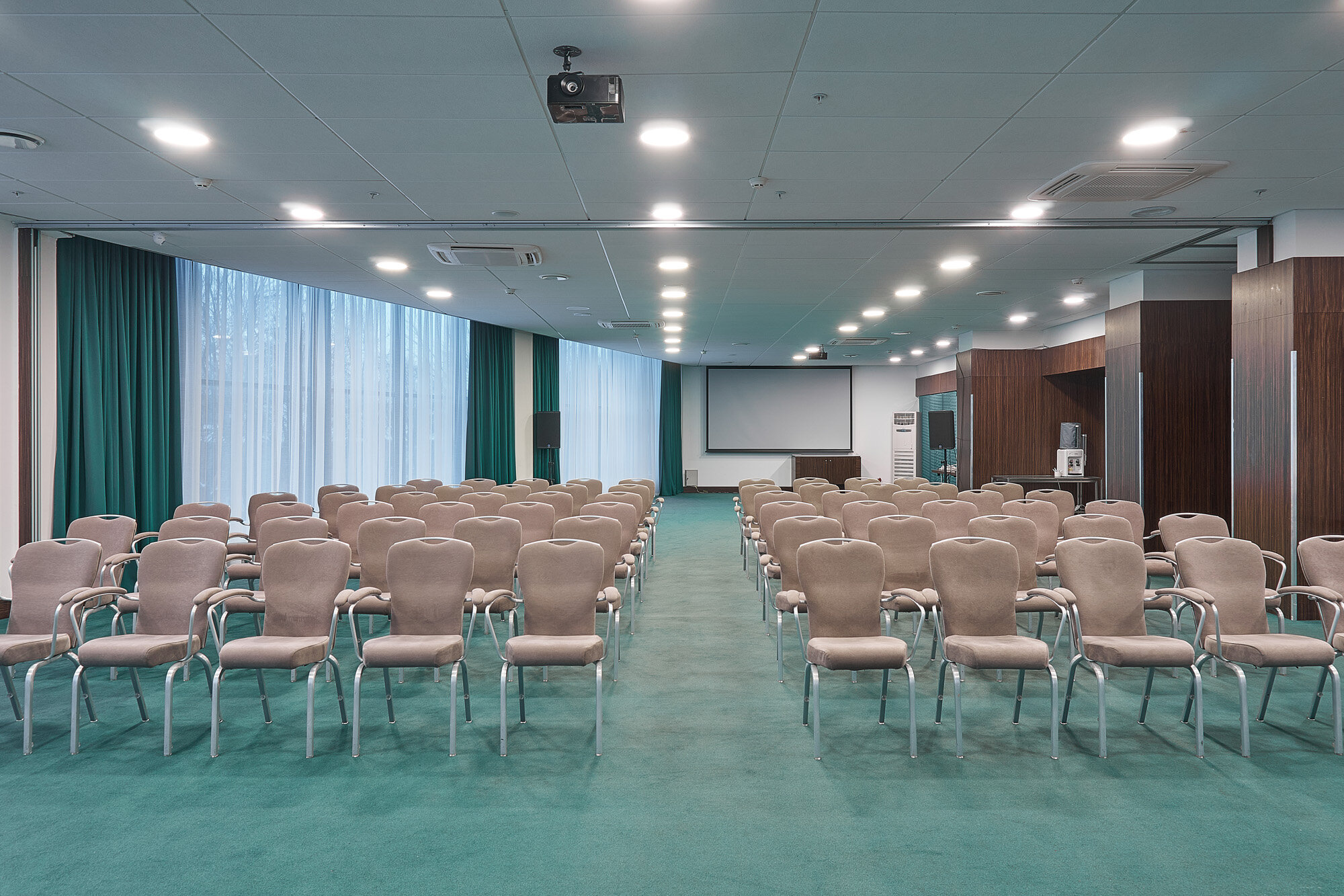 Фото Cosmos Yaroslavl Hotel