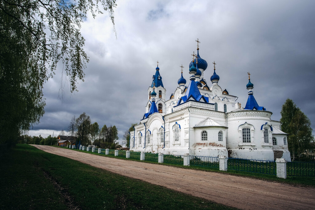 Orthodox church Yuzhny okrug Khram Vladimirskoy ikony Bozhiyey Materi, Kirov Oblast, photo