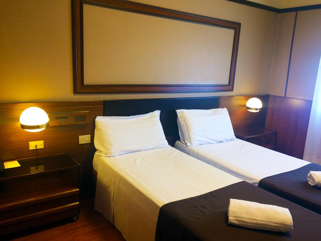 Фото Grand Hotel Elite