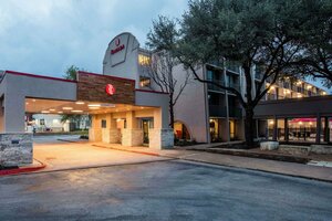 Гостиница Ramada by Wyndham Austin South