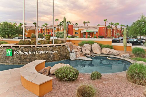 Гостиница Holiday Inn Express Hotel & Suites Scottsdale - Old Town в Скоттсдейле