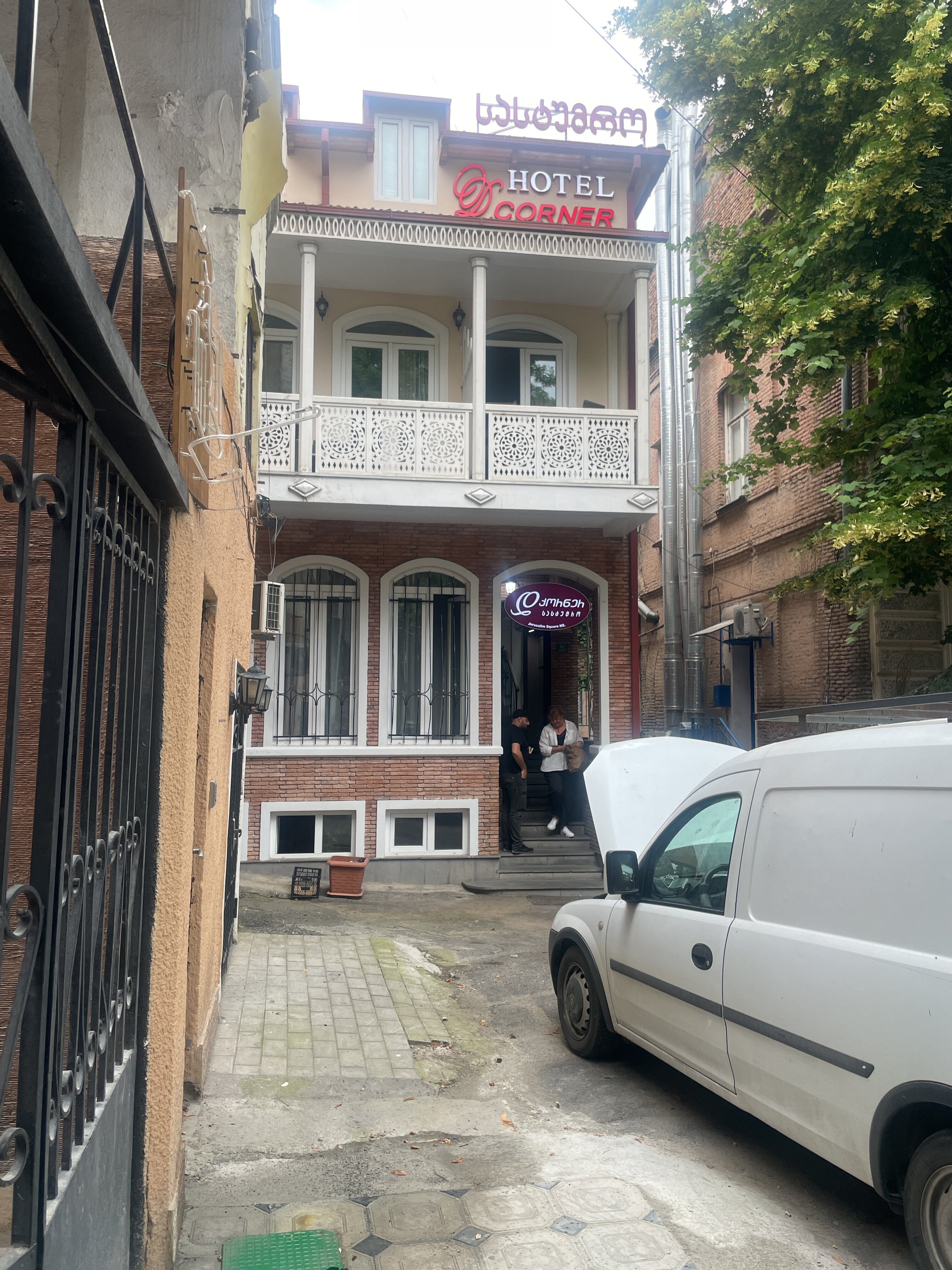 Фото Hotel Dcorner