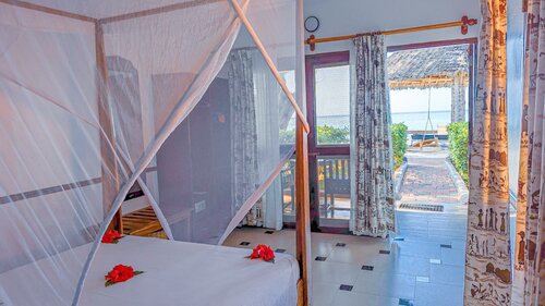 Гостиница Mnarani Beach Cottages