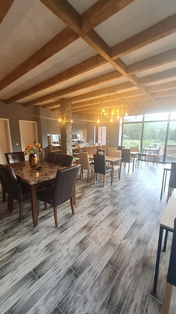 Фото Mestia Roots