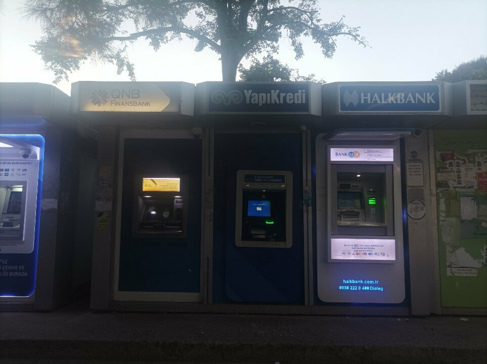 ATM Yapi Kredi, Istanbul, photo