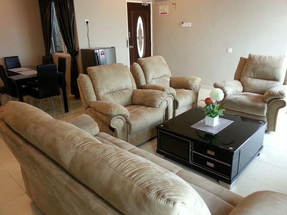 Фото Hotel Suria 18