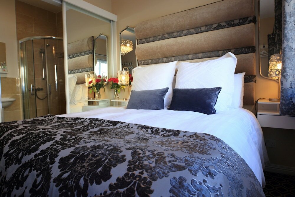 Фото Elagh View Bed & Breakfast