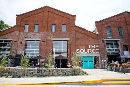 Гостиница The Source Hotel
