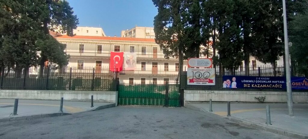 Escuela Izmir Foreign Trade Vocational and Technical Anatolian High School, , foto