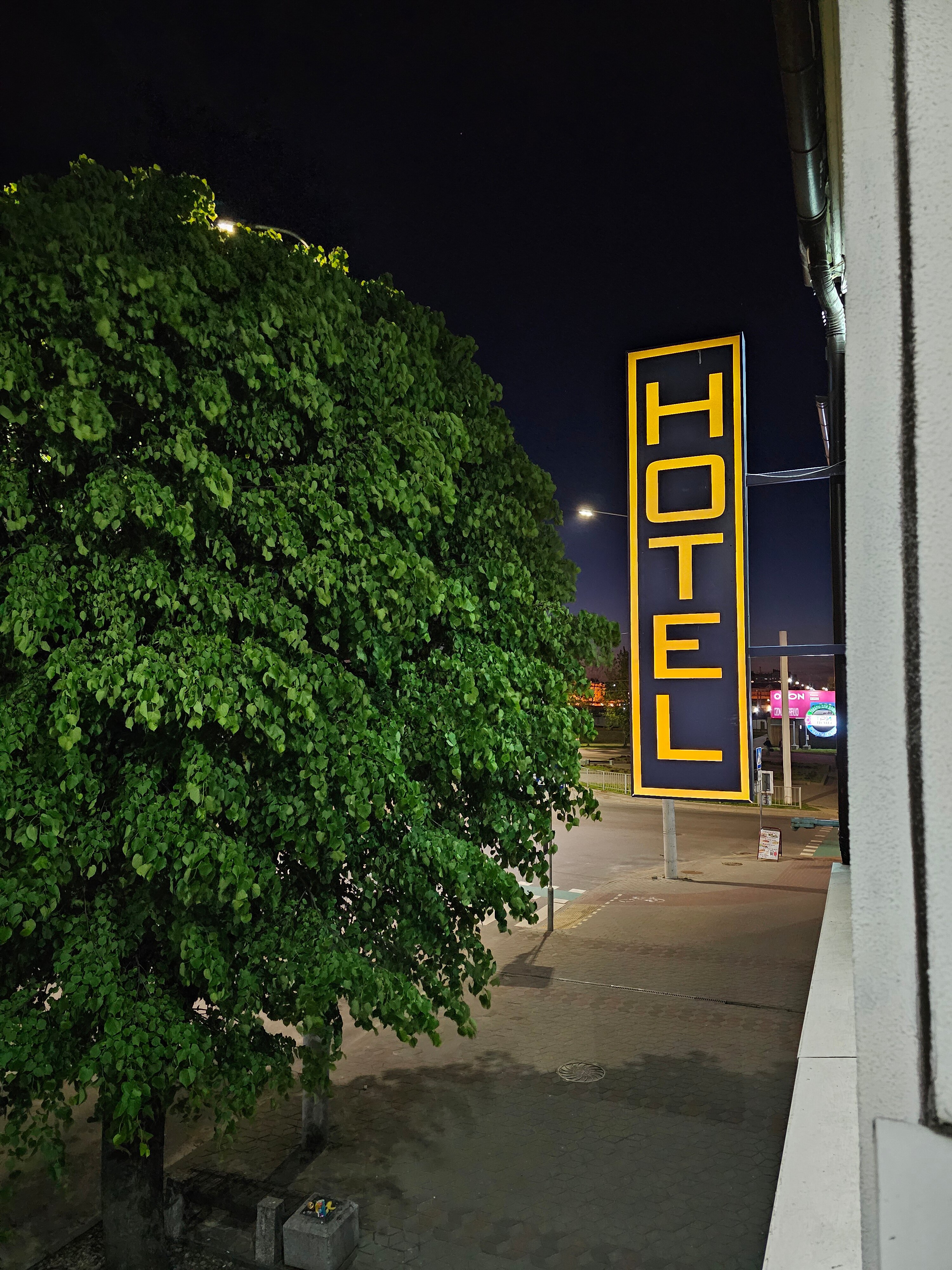 Фото Molodezhnaya