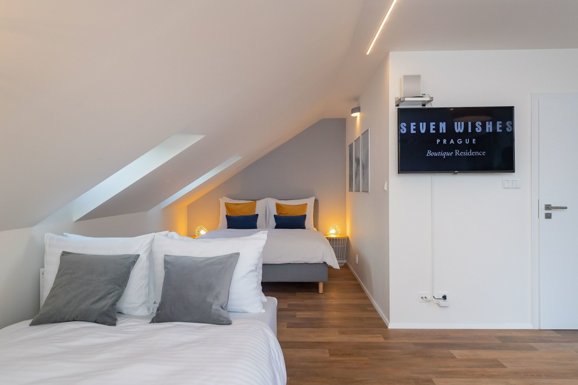 Фото Seven Wishes Boutique Residence