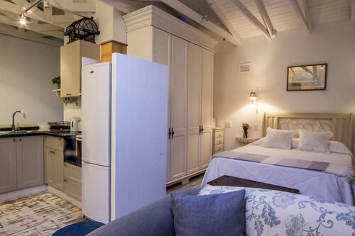 Гостиница Maison - H Guest House в Дурбане