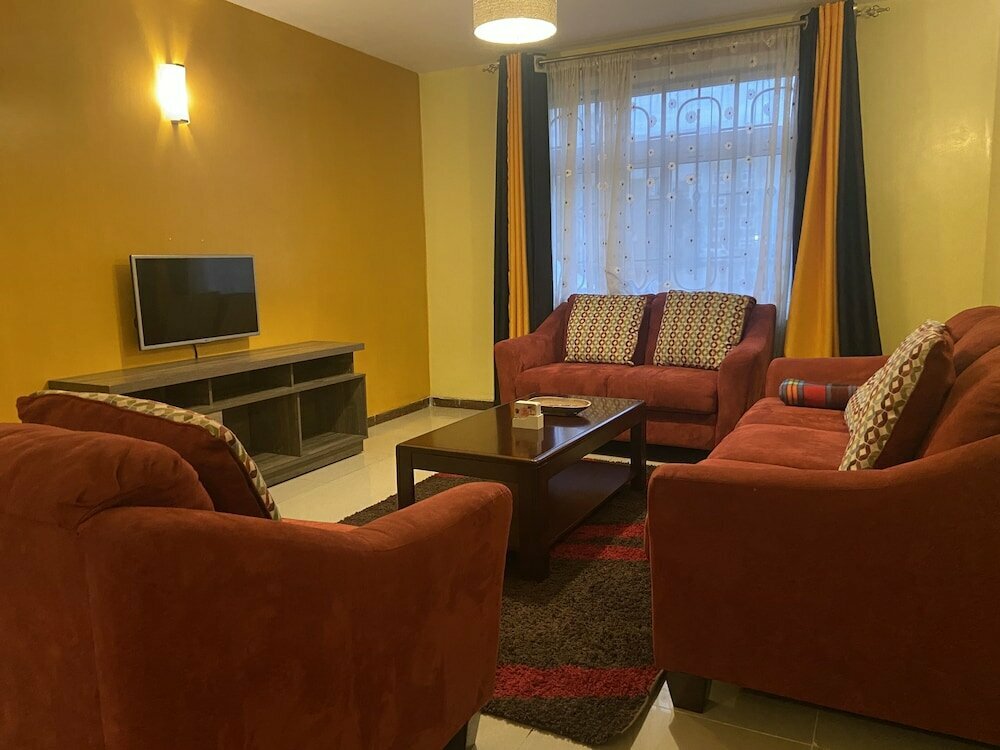 Hotel Milimani Executive Suites with Pool, Nakuru, photo