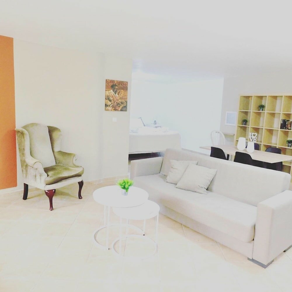 Фото Elizabeth Suites