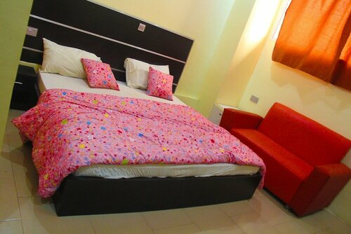 Гостиница New Travellers Lodge & Suite