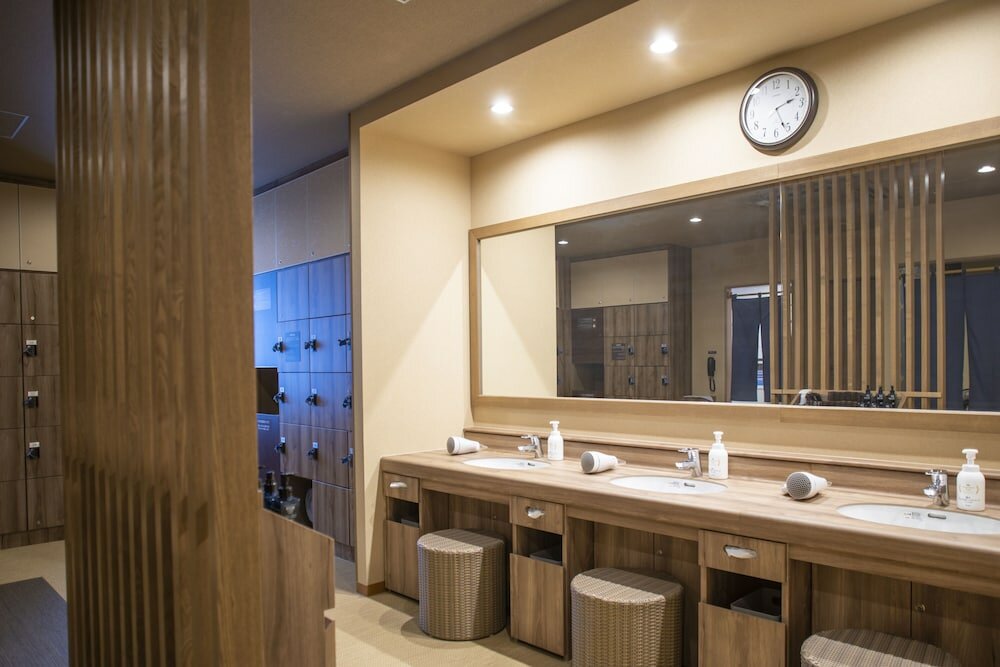 Фото Dormy Inn Nagasakiekimae Hot Springs