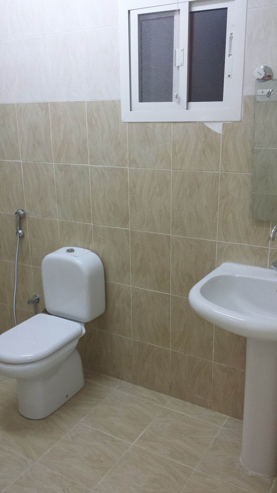 Фото Golden Seasons Furnished Apartment