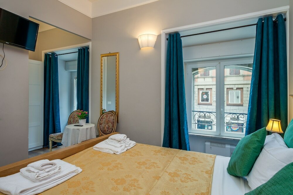 Фото Raphael Rooms