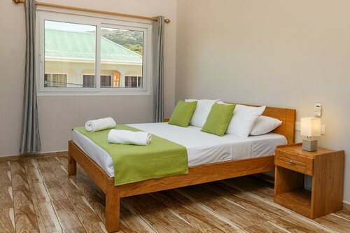 Гостиница Shanaz Beachside Retreat