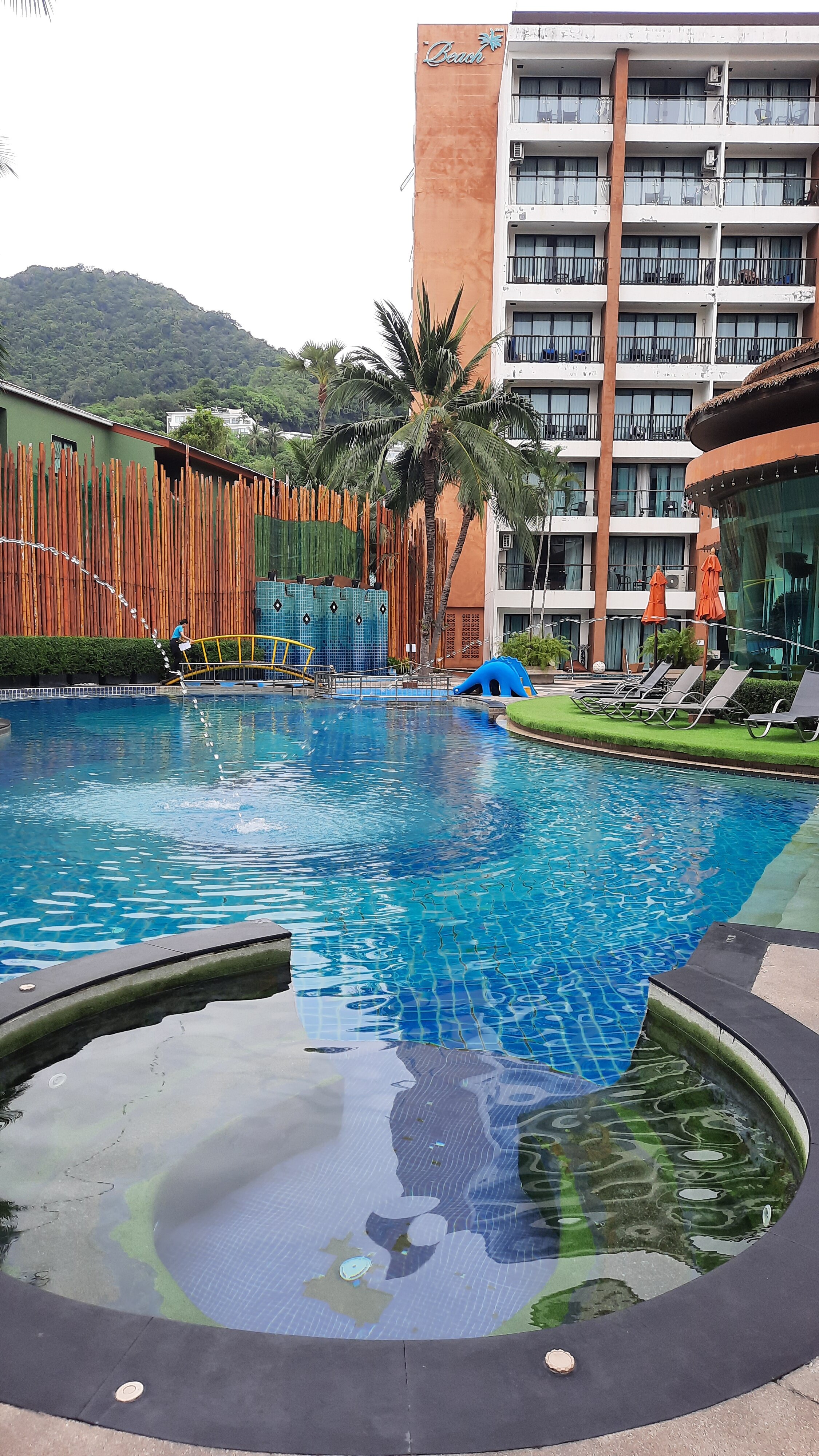 Фото The Beach Heights Resort