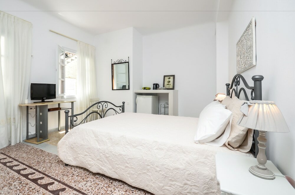 Фото Naxos Center Houses