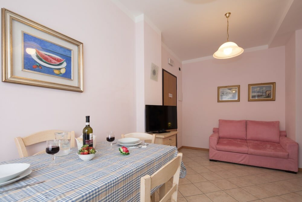 Фото Residence 3 Trilo & Suites