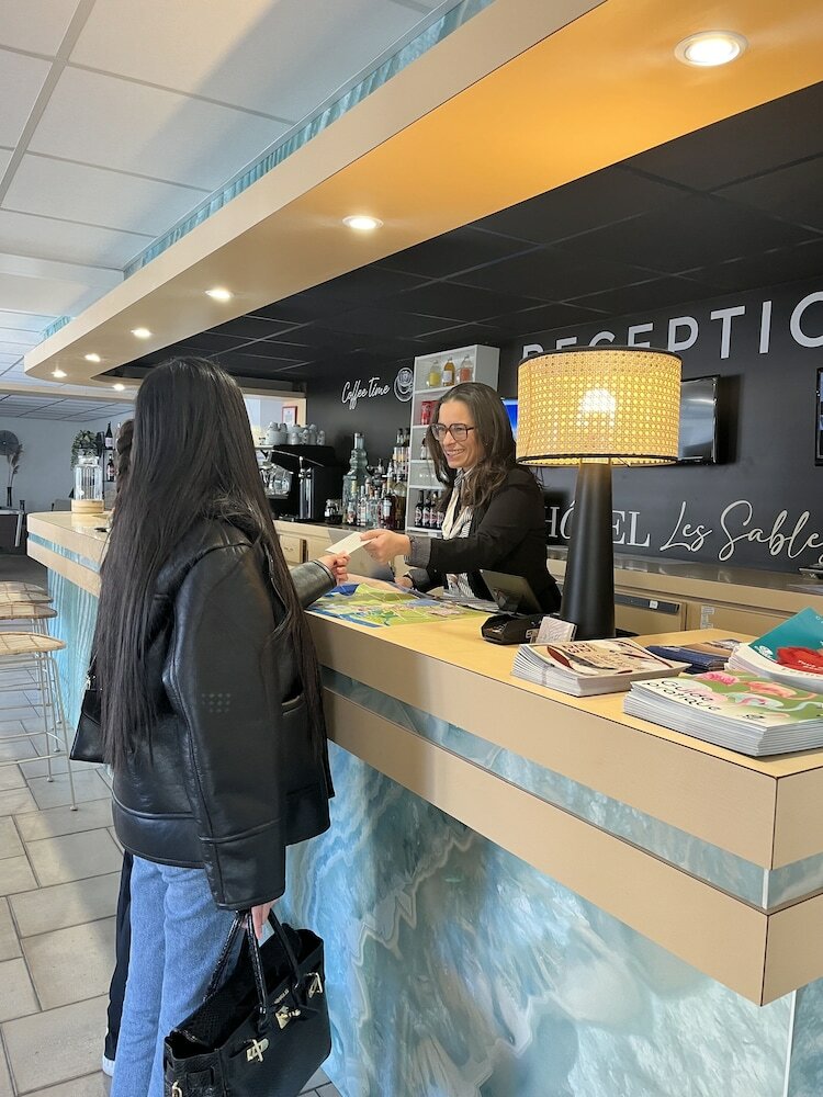 Фото Hôtel les Sables