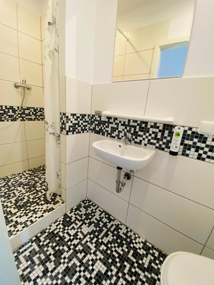 Фото Hotel Am Lindenhof